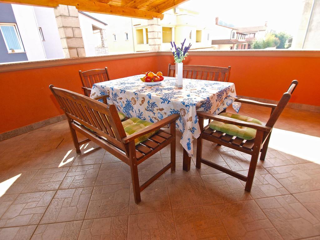 Apartments Anto 1296 Pula Exterior photo