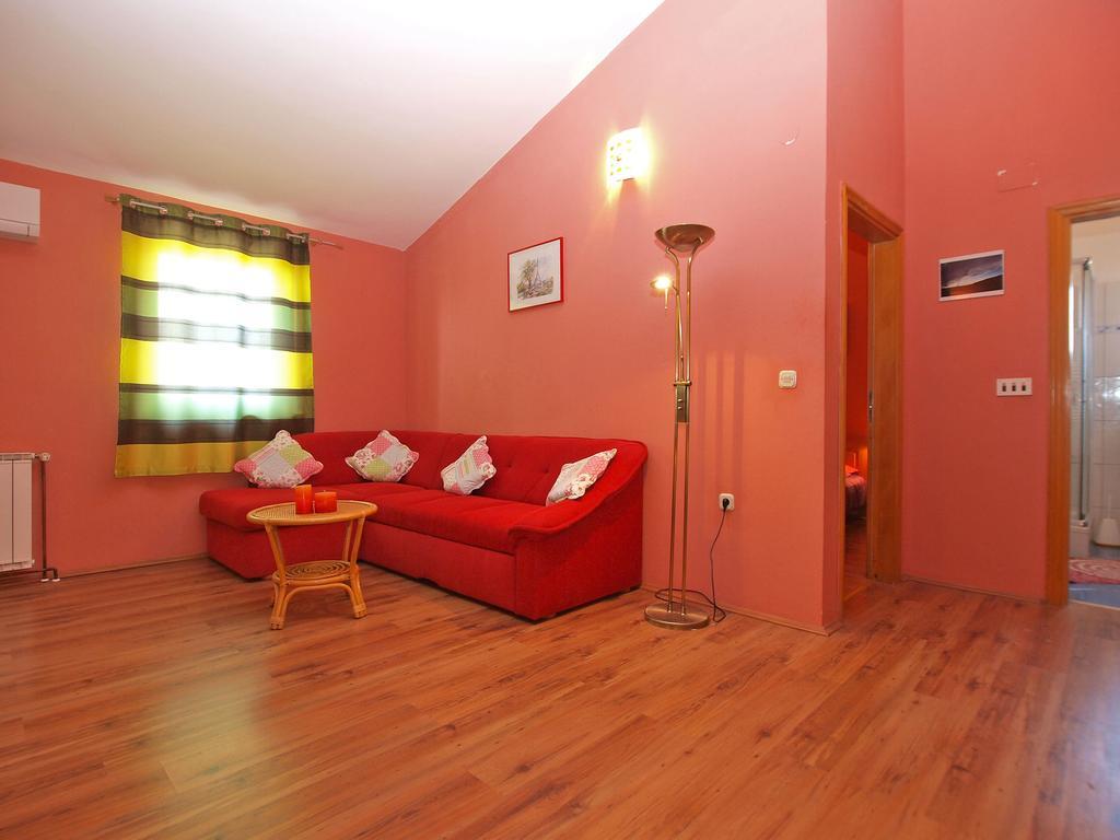 Apartments Anto 1296 Pula Exterior photo